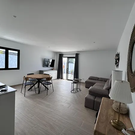 Casa Atilana A 150 Metros De La Playa Holiday home *